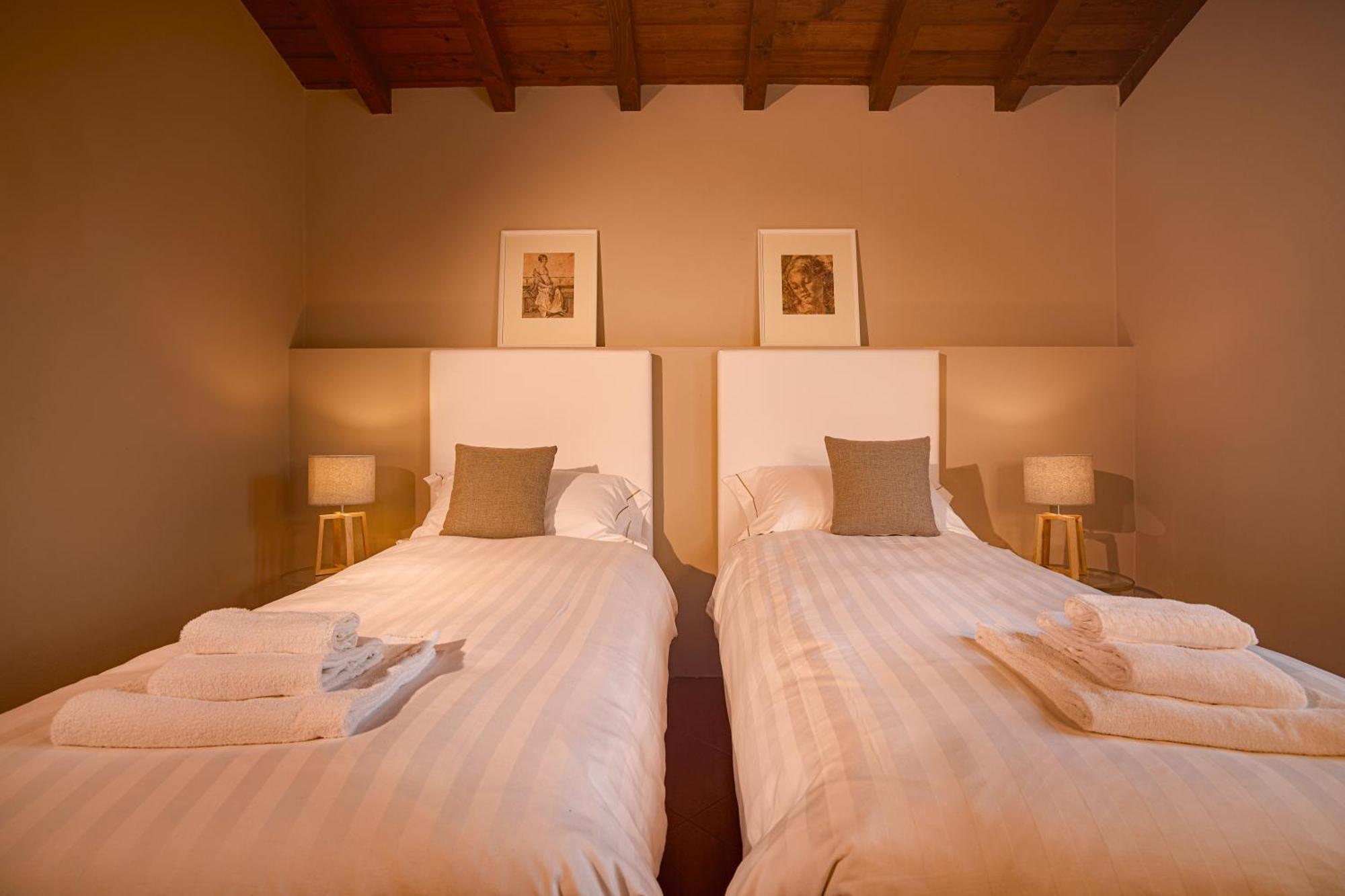 Villa Diana Padenghe sul Garda Luaran gambar